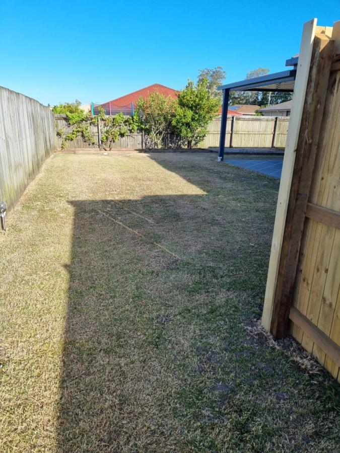 Blk Stays Guest House Deluxe Units Morayfield Экстерьер фото