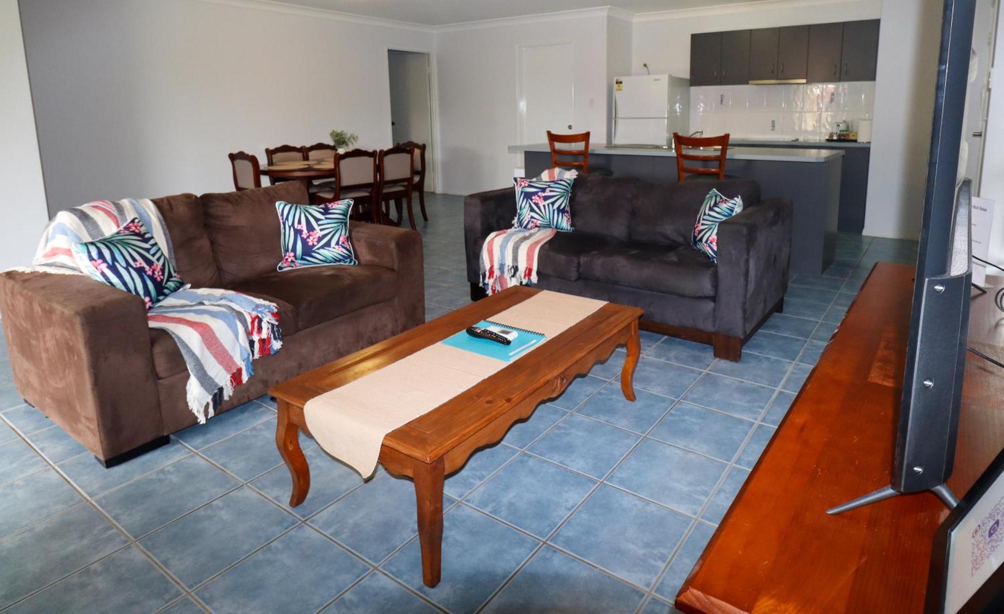 Blk Stays Guest House Deluxe Units Morayfield Номер фото